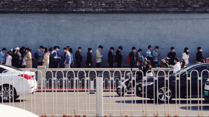 long line of people waiting
