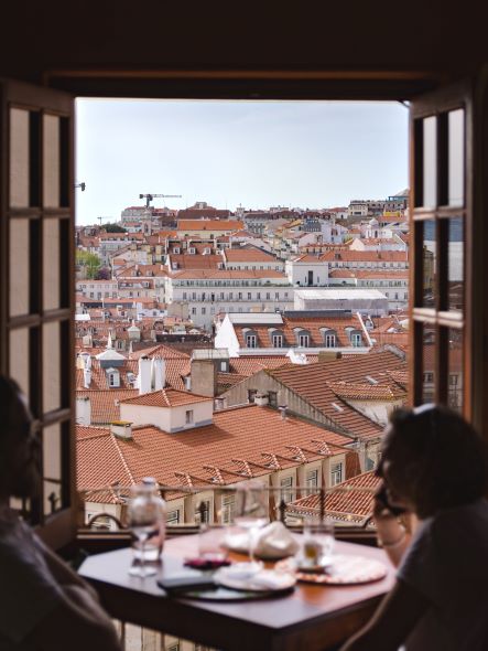 dining in Portugal